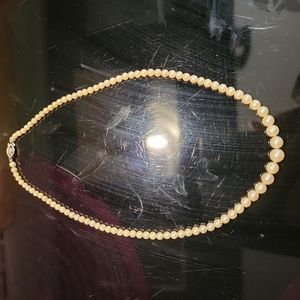 10kt White Gold Graduated Pearl Necklace 17" Vintage